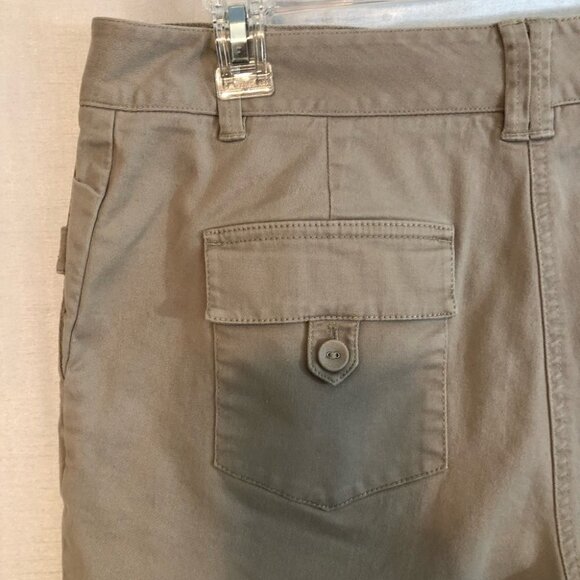 Liz Claiborne New York  Shorts Ladies 10 Khaki - Picture 8 of 11